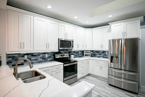 Property Slideshow image 3 of 17 | 12599 crystal pointe dr c, Boynton Beach, FL, 33437