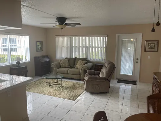 Property Slideshow image 2 of 5 | 424 chatham u, West Palm Beach, FL, 33417