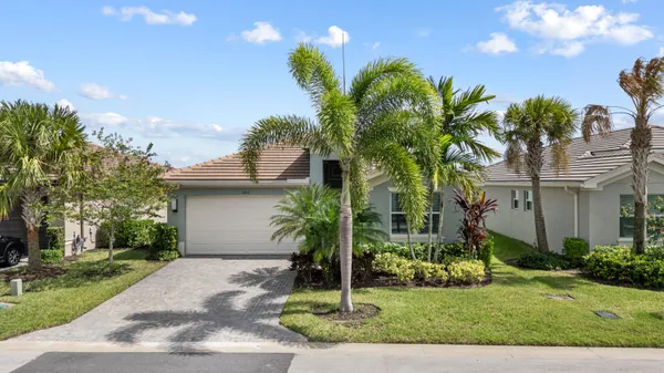 Property Slideshow image 2 of 47 | 11917 sw jasper lake way, Port St Lucie, FL, 34987