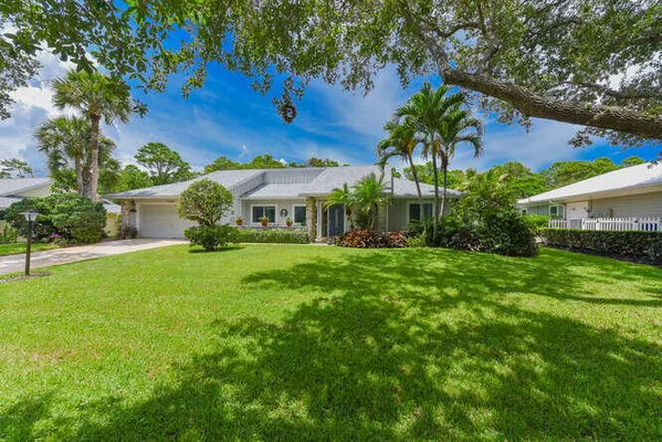 Property Slideshow image 2 of 48 | 12792 se royal troon ct, Hobe Sound, FL, 33455