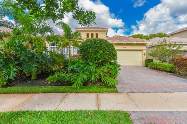 Property Slideshow image 2 of 48 | 9565 via elegante, Wellington, FL, 33411