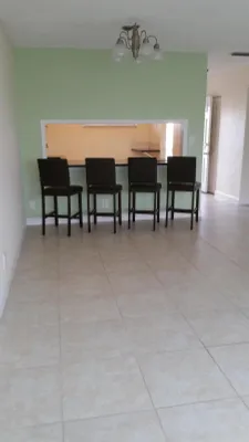 Property Slideshow image 3 of 17 | 2534 garden dr 202, Lake Worth, FL, 33461