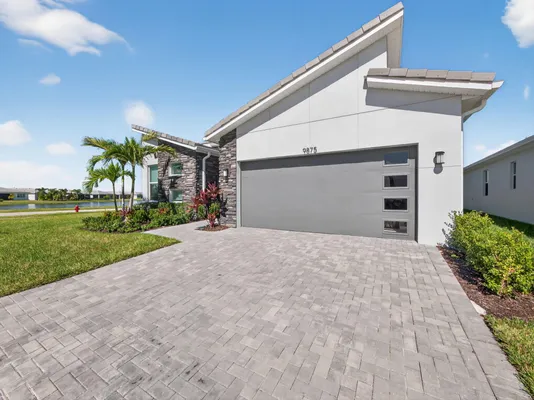 Property Slideshow image 3 of 42 | 9875 sw veronese dr, Port St Lucie, FL, 34987