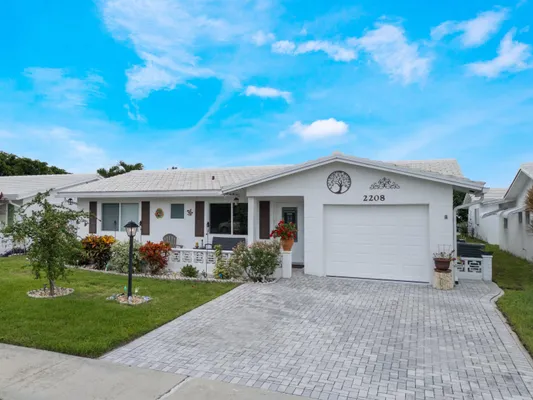 Property Slideshow image 3 of 36 | 2208 sw 19th ave, Boynton Beach, FL, 33426