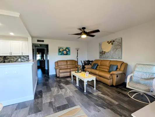 Property Slideshow image 3 of 24 | 7 hastings a a, West Palm Beach, FL, 33417
