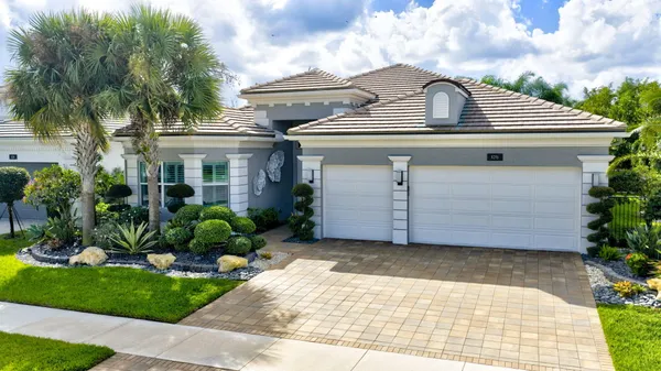 Property Slideshow image 3 of 108 | 8296 majestic mountain dr, Boynton Beach, FL, 33473