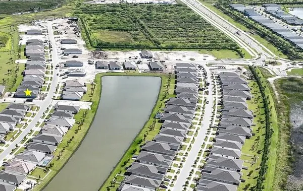 Property Slideshow image 3 of 37 | 13544 sw vermillion cir prestige 826, Port St Lucie, FL, 34987