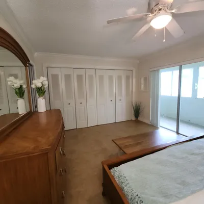 Property Slideshow image 3 of 37 | 173 kent j j, West Palm Beach, FL, 33417
