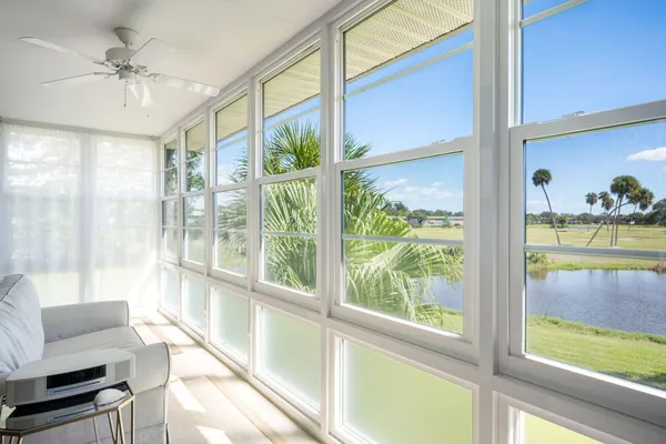 Property Slideshow image 2 of 39 | 40 vista gardens trl apt 202, Vero Beach, FL, 32962