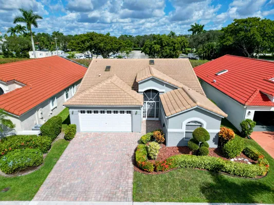 Property Slideshow image 2 of 49 | 9734 harbour lake cir, Boynton Beach, FL, 33437
