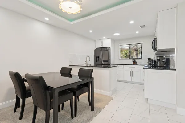 Property Slideshow image 2 of 17 | 5340 las verdes cir 322, Delray Beach, FL, 33484