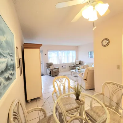 Property Slideshow image 3 of 41 | 164 sheffield g g, West Palm Beach, FL, 33417