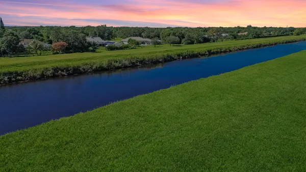 Property Slideshow image 2 of 46 | 788 se villandry way, Port St Lucie, FL, 34984