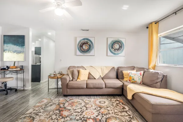 Property Slideshow image 2 of 25 | 1501 sw 18th dr, Boynton Beach, FL, 33426