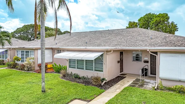 Property Slideshow image 3 of 20 | 1330 high point pl c, Delray Beach, FL, 33445