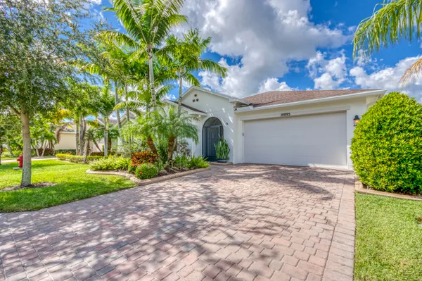 Property Slideshow image 2 of 38 | 10095 sw indian lilac trl, Port St Lucie, FL, 34987