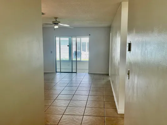 Property Slideshow image 3 of 23 | 101 leisure lake cir apt 109, Boynton Beach, FL, 33426
