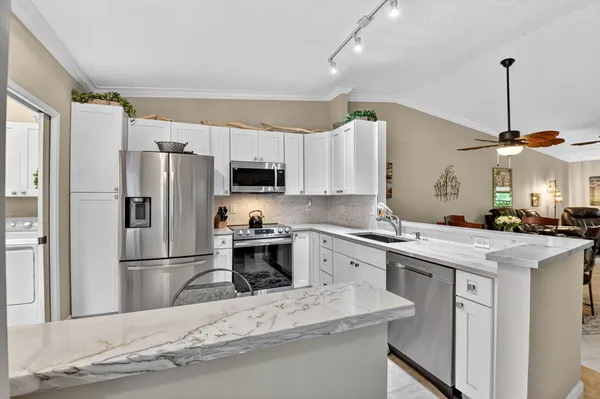 Property Slideshow image 2 of 57 | 6426 mill pointe cir, Delray Beach, FL, 33484