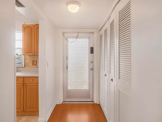 Property Slideshow image 3 of 33 | 4 golfs edge e, West Palm Beach, FL, 33417