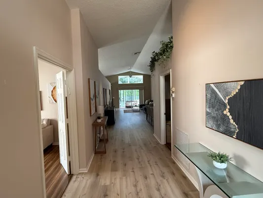 Property Slideshow image 2 of 18 | 5730 royal club dr, Boynton Beach, FL, 33437