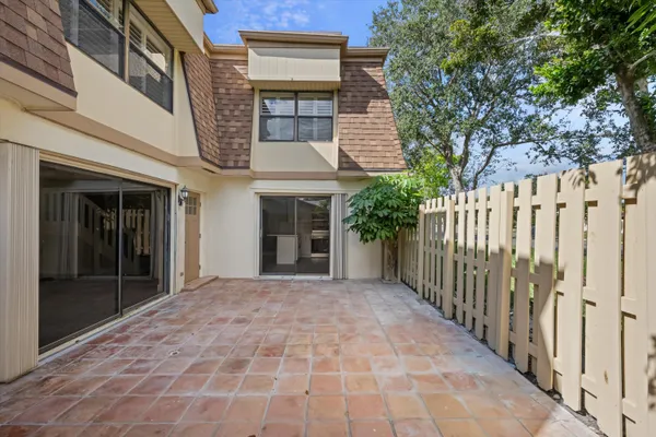 Property Slideshow image 2 of 21 | 779 nw 30th ave c, Delray Beach, FL, 33445