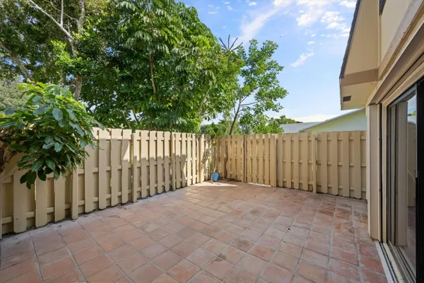 Property Slideshow image 3 of 21 | 779 nw 30th ave c, Delray Beach, FL, 33445