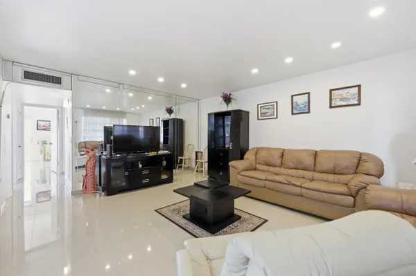 Property Slideshow image 3 of 61 | 321 piedmont g, Delray Beach, FL, 33484