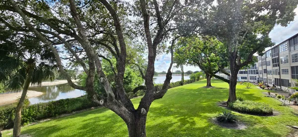 Property Slideshow image 2 of 41 | 203 southampton a a, West Palm Beach, FL, 33417