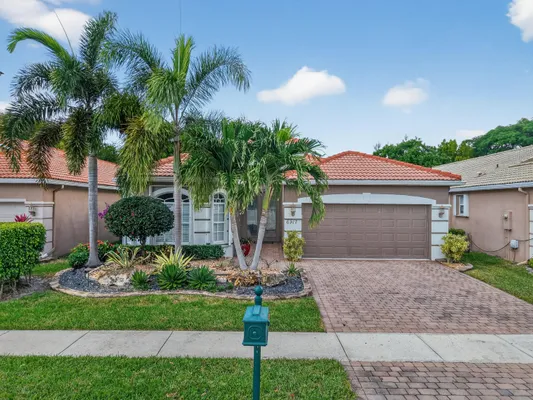 Property Slideshow image 2 of 80 | 6917 pisano dr, Lake Worth, FL, 33467