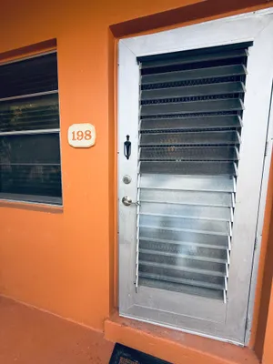 Property Slideshow image 2 of 33 | 198 salisbury i, West Palm Beach, FL, 33417