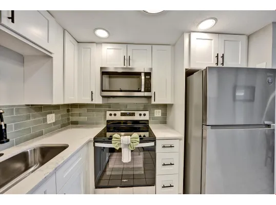 Property Slideshow image 3 of 24 | 209 northampton k, West Palm Beach, FL, 33417