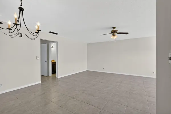 Property Slideshow image 3 of 22 | 245 high point ct c, Boynton Beach, FL, 33435