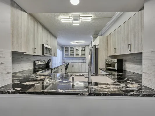 Property Slideshow image 3 of 59 | 11262 green lake dr apt 204, Boynton Beach, FL, 33437