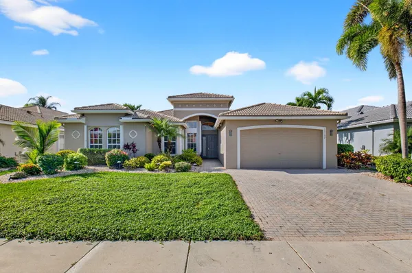 Property Slideshow image 2 of 89 | 13197 alhambra lake cir, Delray Beach, FL, 33446