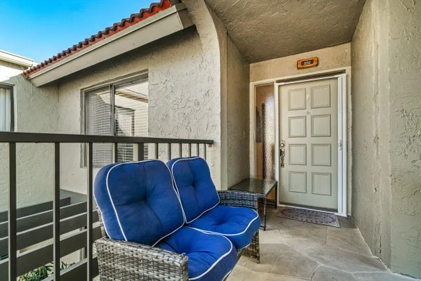 Property Slideshow image 3 of 52 | 5589 fairway park dr apt 202, Boynton Beach, FL, 33437
