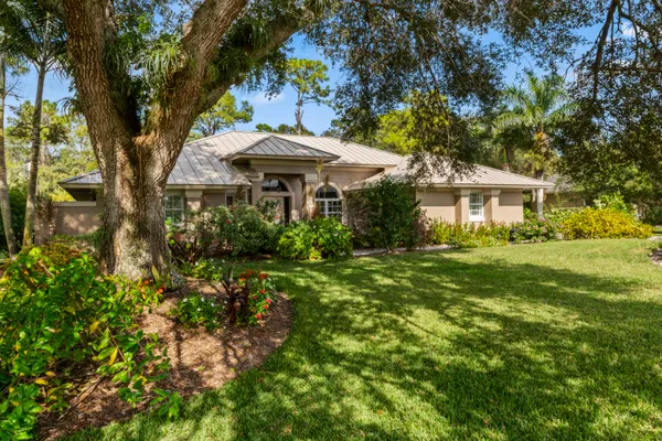 Property Slideshow image 2 of 53 | 3221 bent pine dr, Fort Pierce, FL, 34951