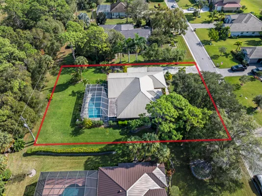 Property Slideshow image 3 of 53 | 3221 bent pine dr, Fort Pierce, FL, 34951