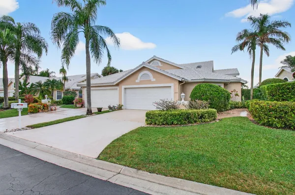 Property Slideshow image 2 of 70 | 6143 greenspointe dr, Boynton Beach, FL, 33437