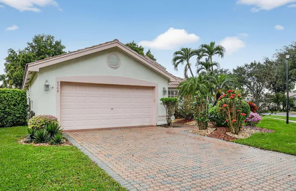 Property Slideshow image 3 of 53 | 6568 malta dr, Boynton Beach, FL, 33437