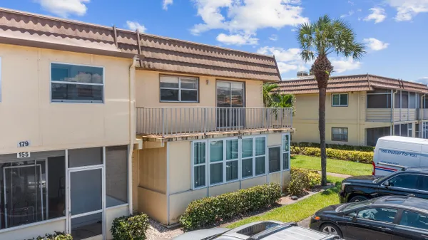 Property Slideshow image 2 of 60 | 180 saxony d d, Delray Beach, FL, 33446