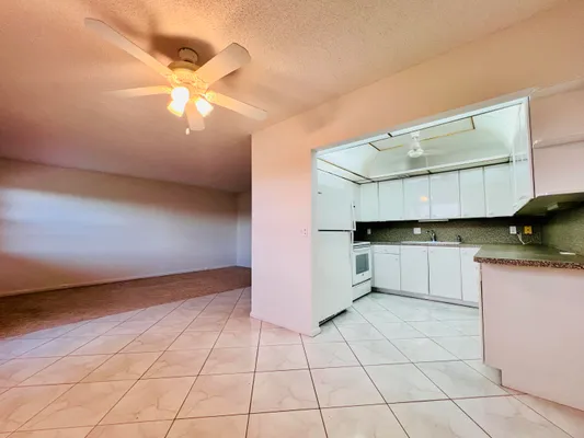 Property Slideshow image 3 of 19 | 461 wellington j, West Palm Beach, FL, 33417