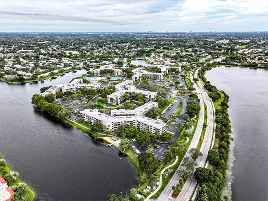 Property Slideshow image 3 of 85 | 1100 colony point circle cir 415, Pembroke Pines, FL, 33026