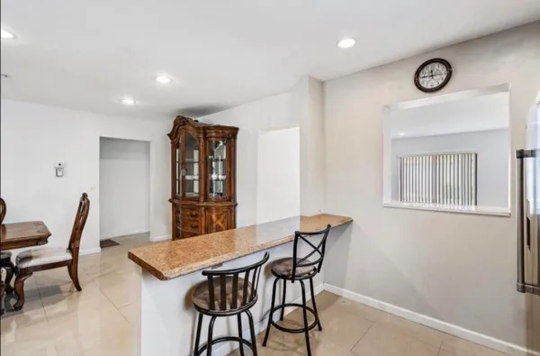 Property Slideshow image 3 of 15 | 6089 glentree ln, Greenacres, FL, 33463