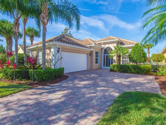 Property Slideshow image 3 of 49 | 5250 eleuthra cir, Vero Beach, FL, 32967