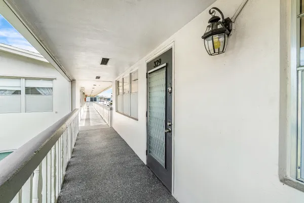 Property Slideshow image 3 of 29 | 329 markham o, Deerfield Beach, FL, 33442