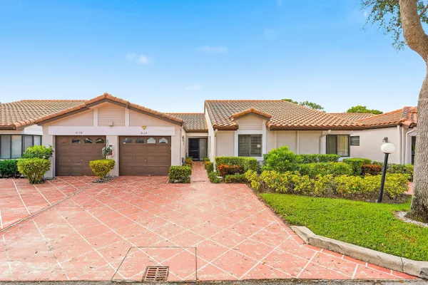 Property Slideshow image 2 of 50 | 6112 kings gate cir, Delray Beach, FL, 33484