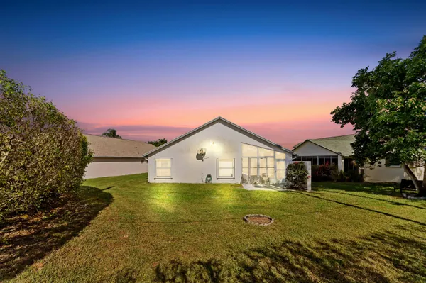 Property Slideshow image 2 of 51 | 5193 robino cir, West Palm Beach, FL, 33417