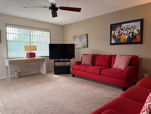 Property Slideshow image 3 of 28 | 470 capri j, Delray Beach, FL, 33484