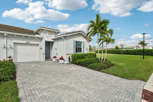 Property Slideshow image 2 of 61 | 7053 peters ln, Delray Beach, FL, 33446