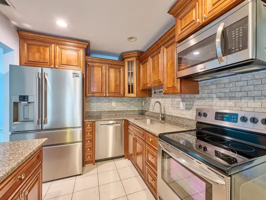 Property Slideshow image 2 of 81 | 1710 sw 22nd st, Boynton Beach, FL, 33426